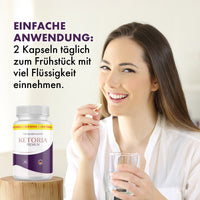 Thumbnail for Frau hält Kapseln und Wasserglas neben Dose Ketoria Premium, Einnahmehinweis: 2 Kapseln täglich