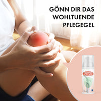 Thumbnail for Person umfasst ein gerötetes Knie, rechts Arthryon Premium Dose und Text zu wohltuendem Pflegegel