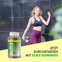 Thumbnail for Frau in Sportkleidung dehnt ihr Bein neben Slm3 Gummies Dose und Text Jetzt durchstarten sichtbar